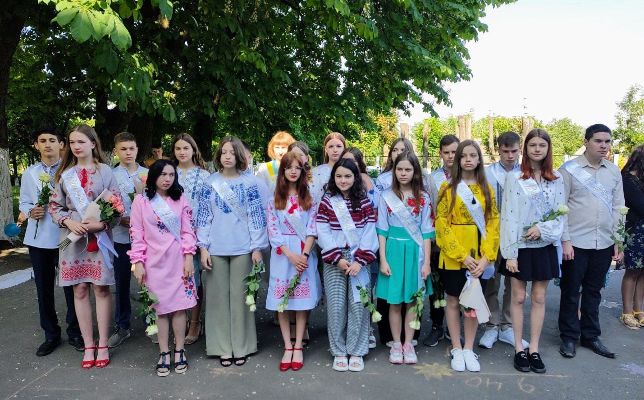 Останній звоник (2)