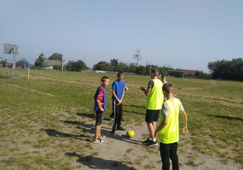 Пліч-опліч (5)